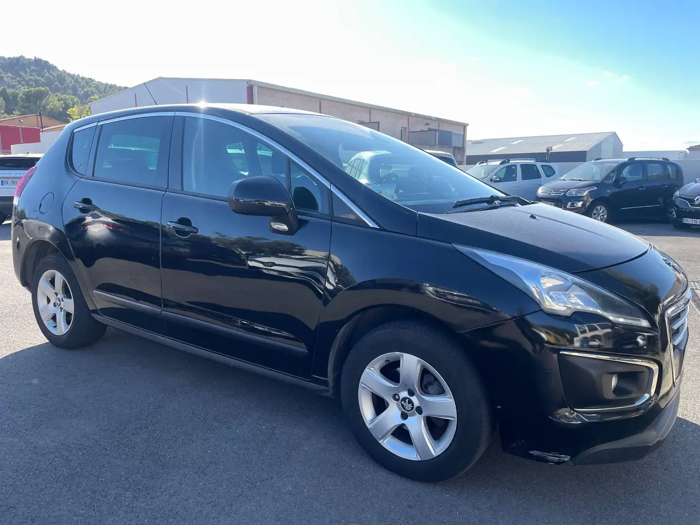Peugeot 3008 1.6 e-HDi115 FAP Business ETG6 Blue Lion Noir - 2