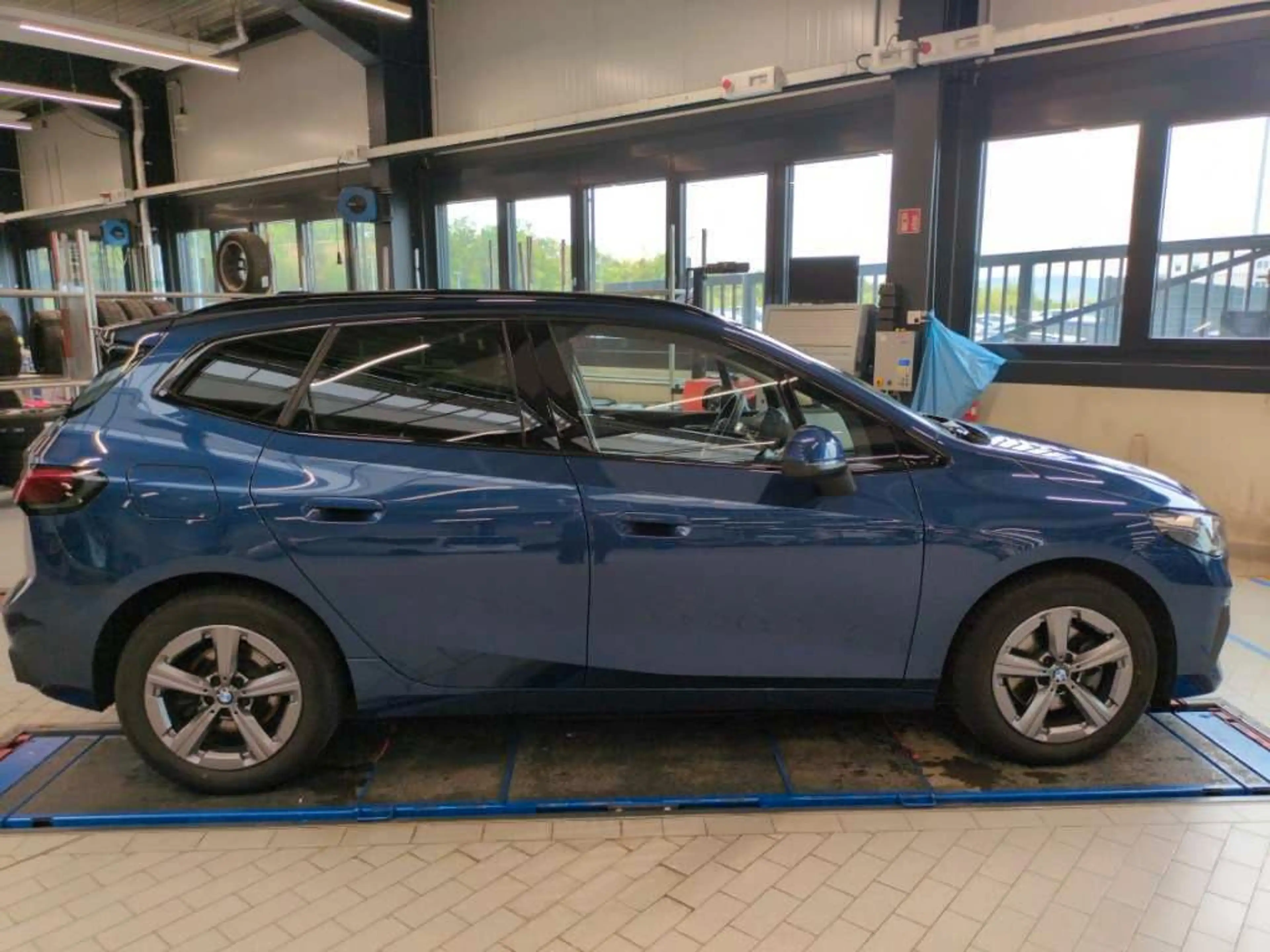 BMW 218 218d AT ACC 360° HUD H/K KZU QI MEMORY DA-Prof. — photo 7