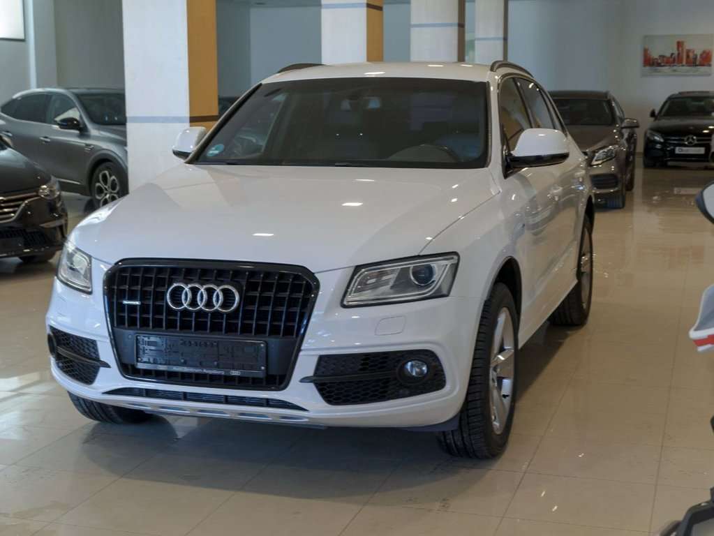 Audi Q5 2.0TDI quattro S Line Ed. S-T 177 - foto 1