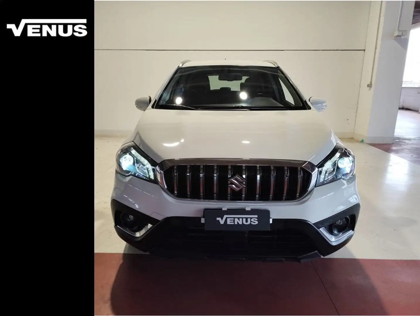Suzuki S-Cross I 2017 Benzina 1.0 boosterjet Cool 2wd my19 Bianco - 1
