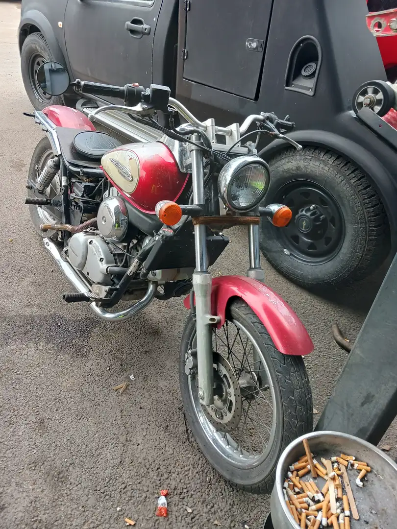 Honda Shadow 125 Bobber Красный - 1