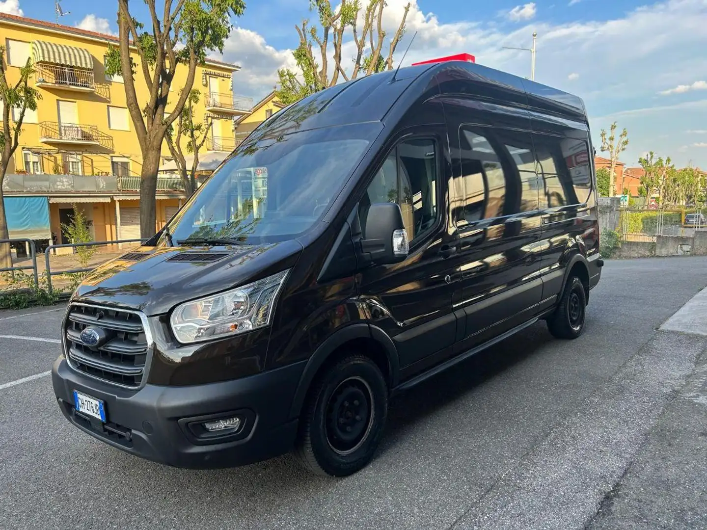 Ford Transit 330 2.0TDCi EBlMHEV130CV PL-TM FTr Бронзовый - 1