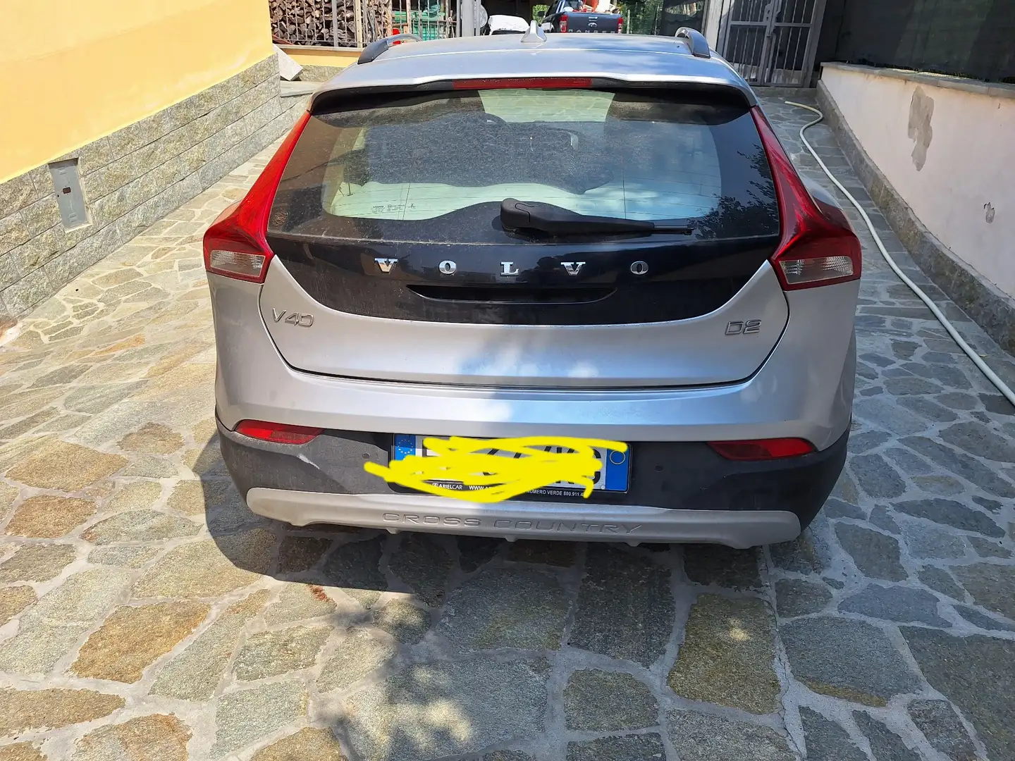 Volvo V40 Cross Country V40 II Cross Country2.0 d2 Ocean Race geartronic Ezüst - 1