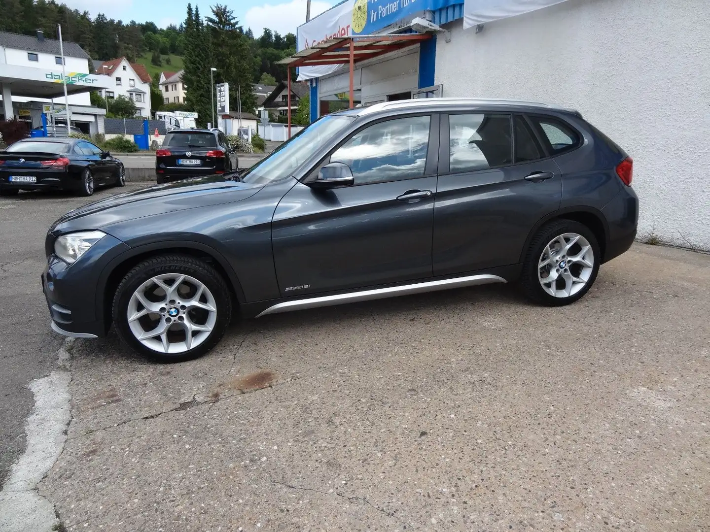 BMW X1 18 i sDrive/Navi/PDC/Automatik/2.Hd/Top-Zusta Grau - 2