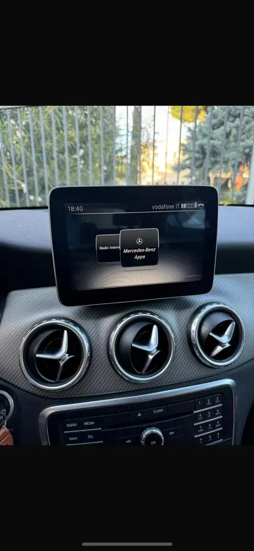 Mercedes-Benz GLA 200 Executive auto - 2