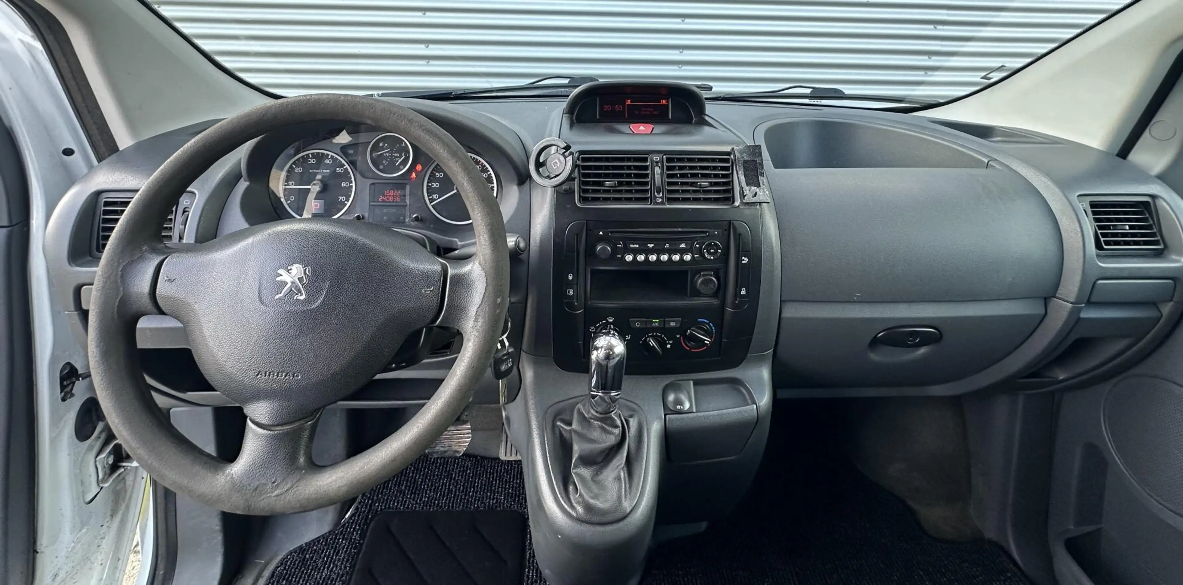 Peugeot Expert 229 2.0 HDI L2H1 Profit+ 165pk automaat MARGE — photo 2