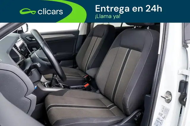 Volkswagen T-Roc view 14
