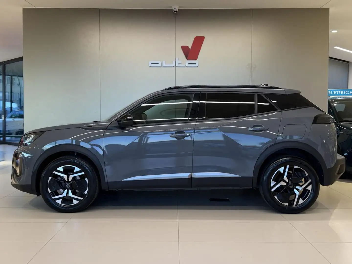 Peugeot 2008 PureTech 100 S&S Allure +SENSORI +VETRI OSC Gris - 1