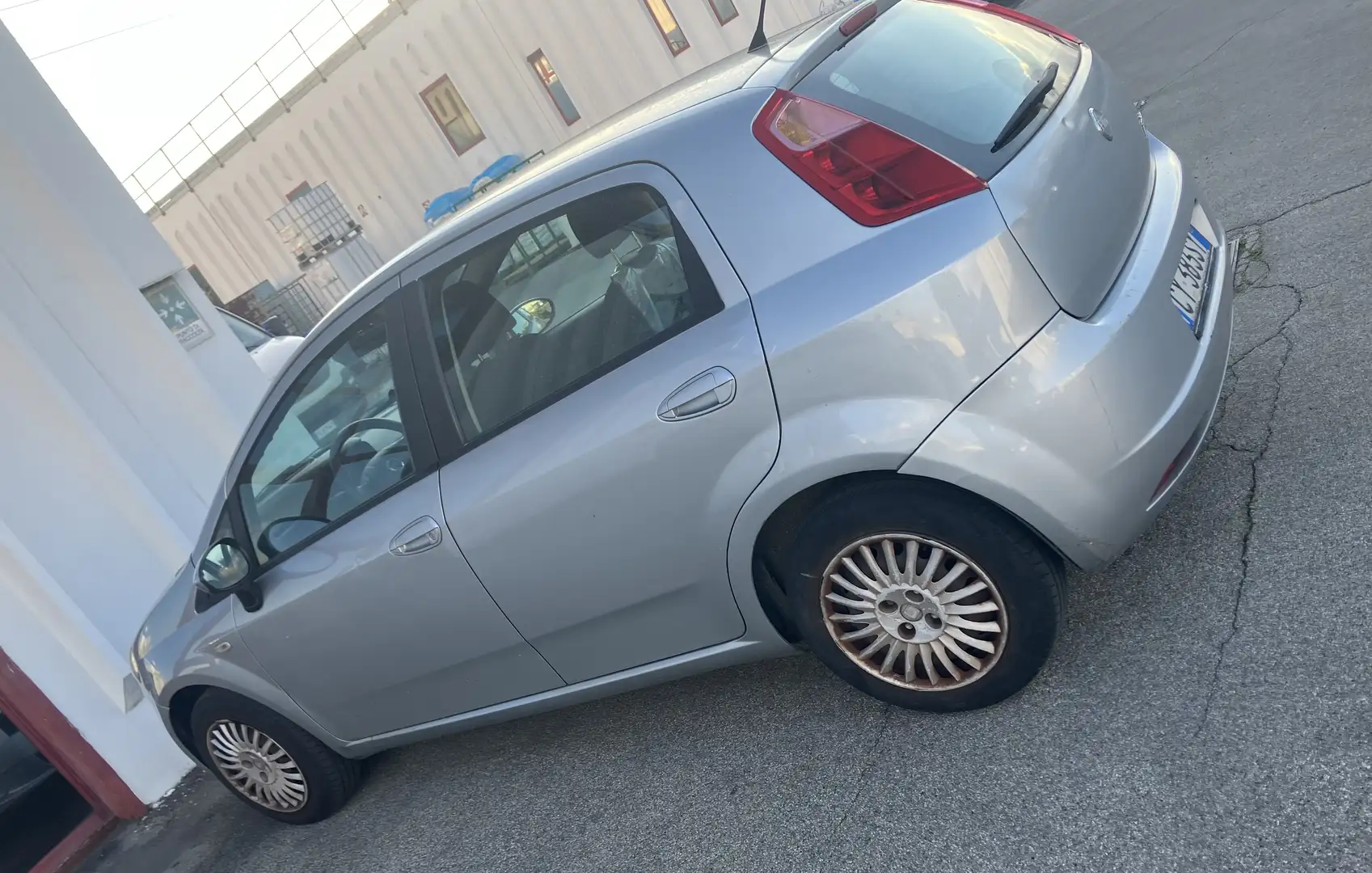 Fiat Grande Punto 5p 1.2 Dynamic 65cv - 1