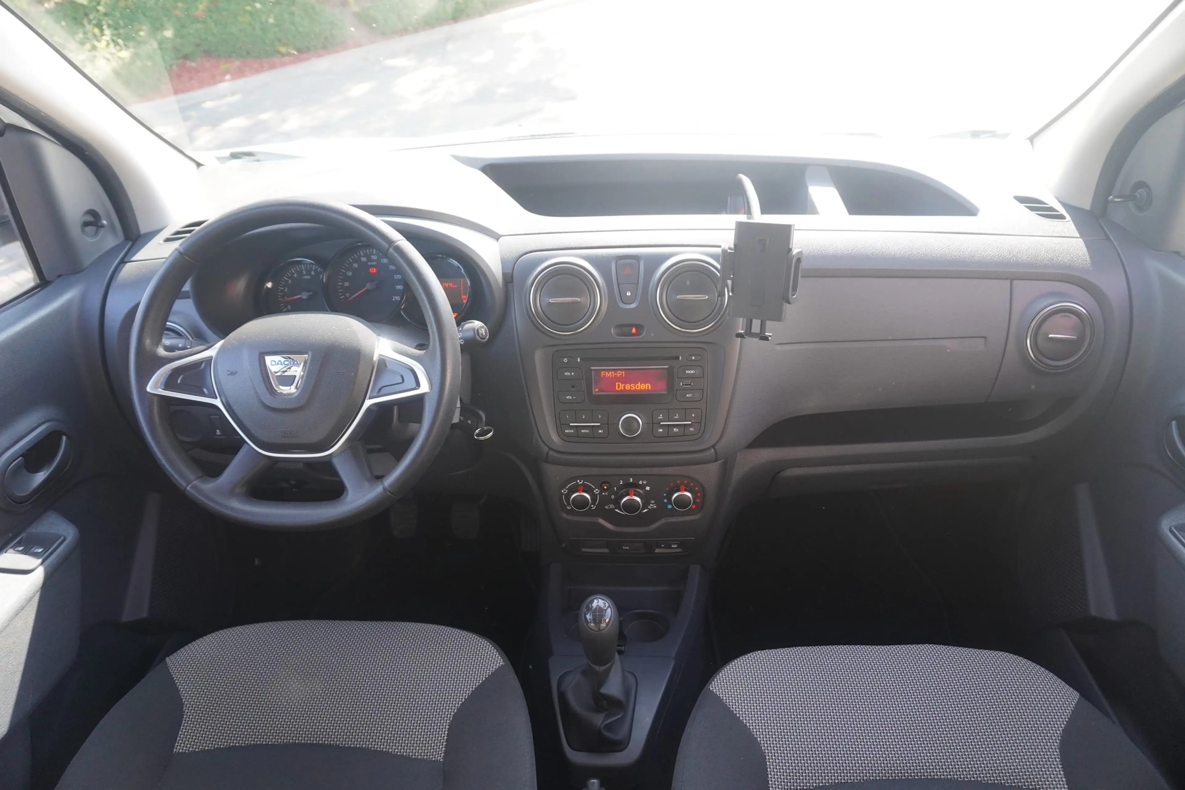 Dacia Dokker Stepway 1.6 SCe PDC Klima AUX Limiter — photo 11