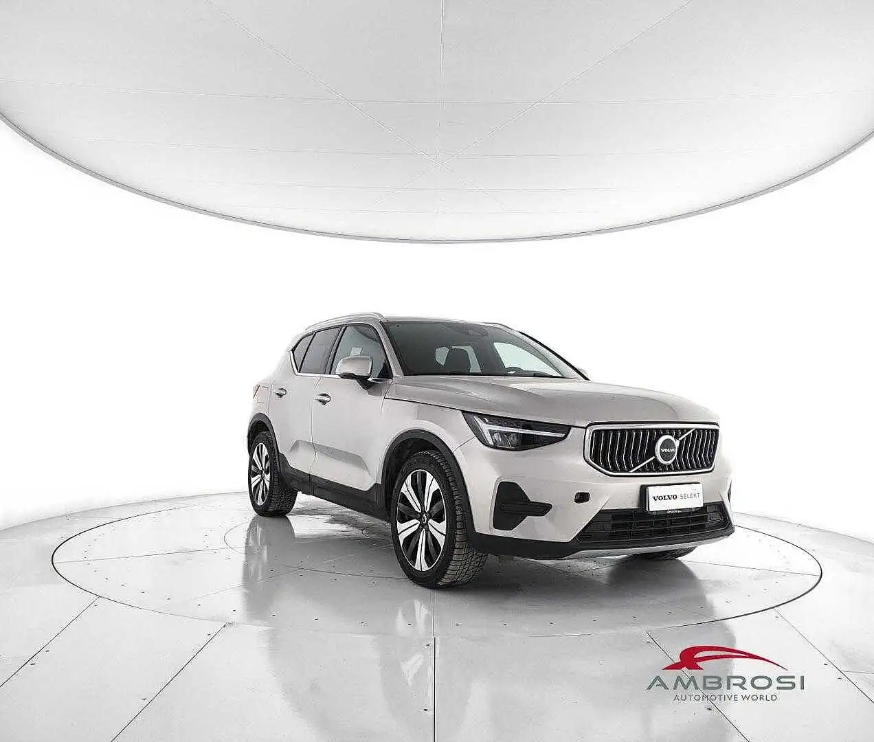 Volvo XC40 T4 Recharge Plug-in Hybrid automatico Core Zlatá - 2