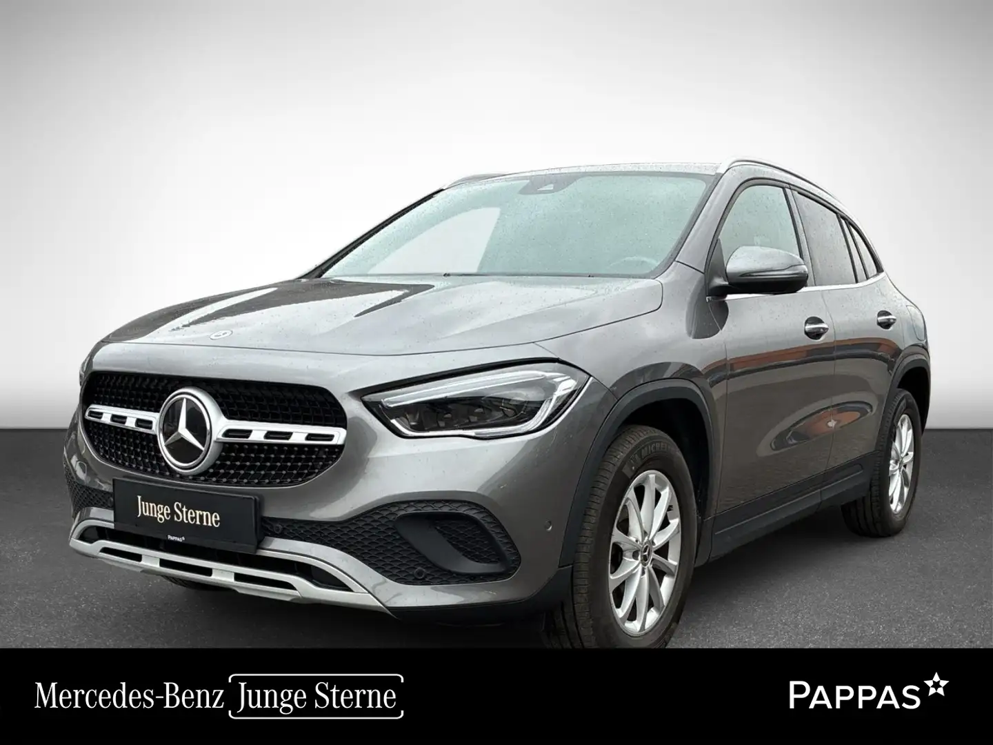 Mercedes-Benz GLA 180 d PTS Cam Navi Wide LED SHZ Grau - 1