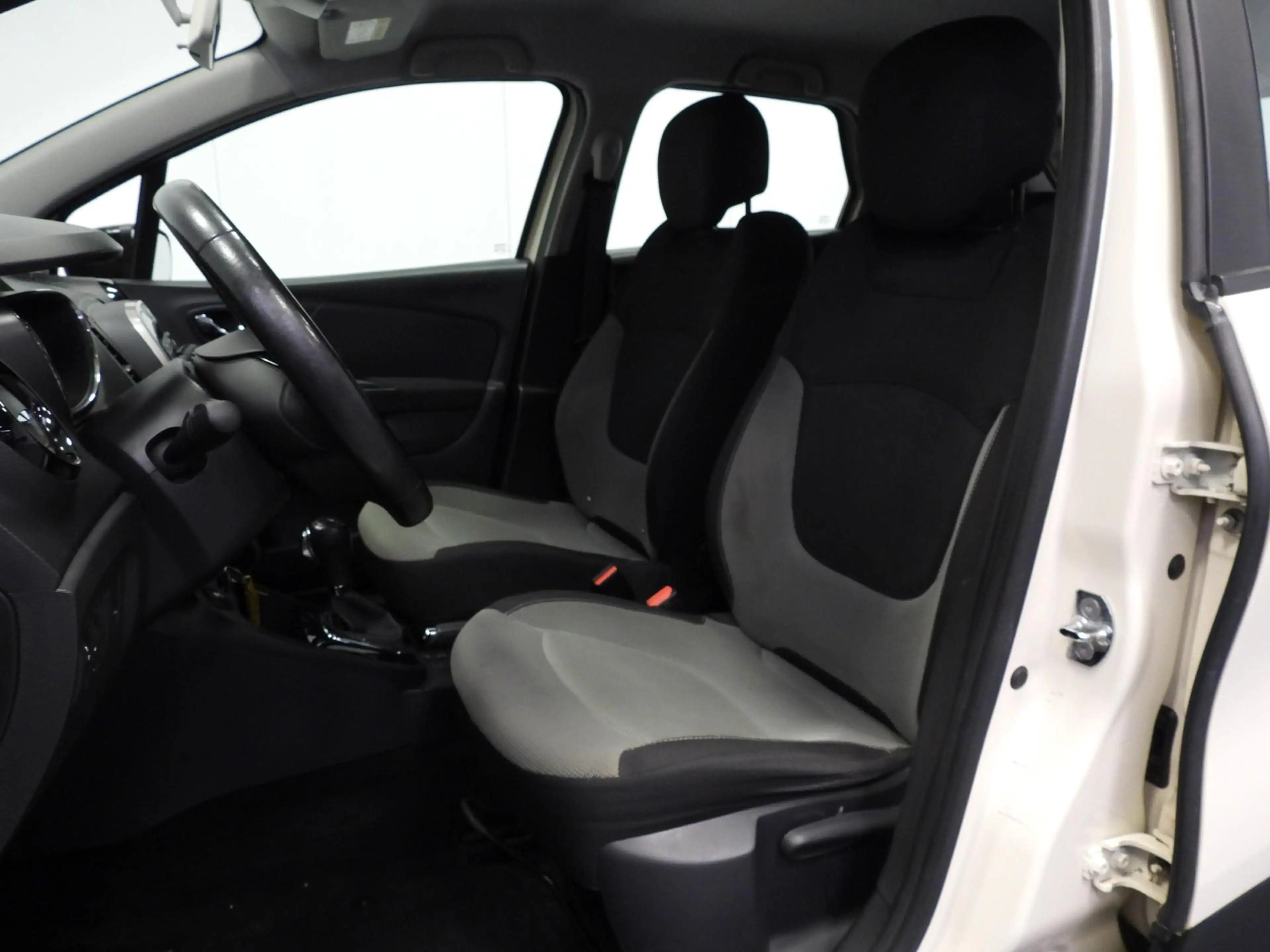 Renault Captur 1.2 TCe Aut. Expression TREKH./NAVI/AIRCO/CRUISE/P — photo 20
