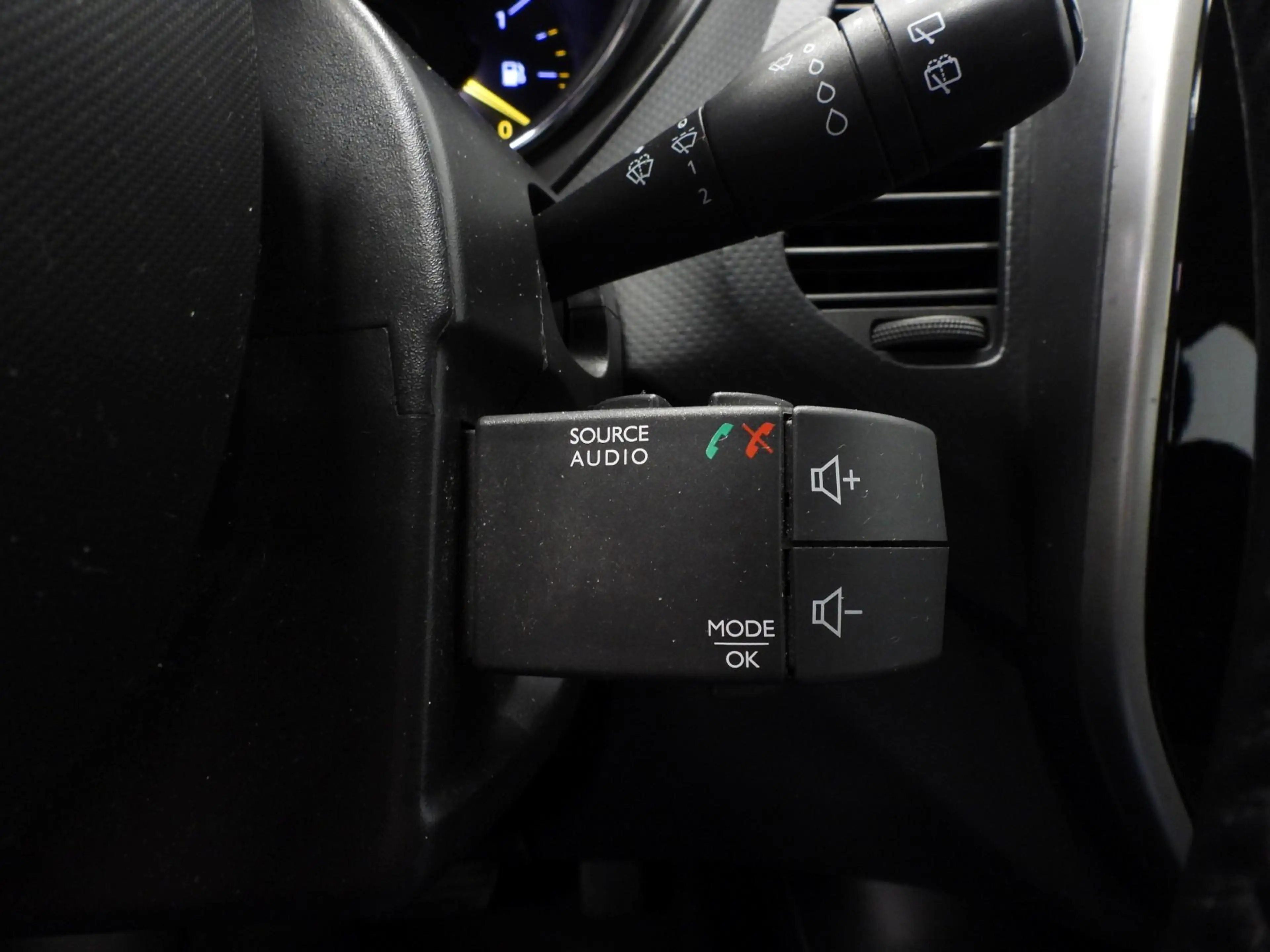 Renault Captur 1.2 TCe Aut. Expression TREKH./NAVI/AIRCO/CRUISE/P — photo 10