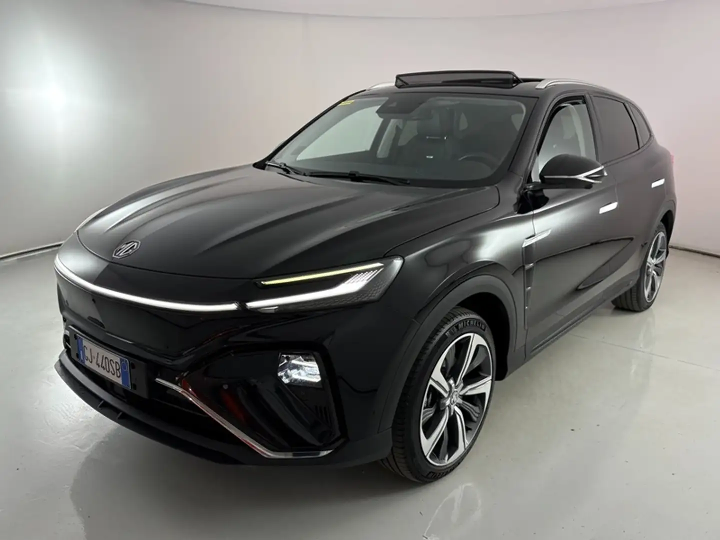 MG Marvel R Performance Noir - 1