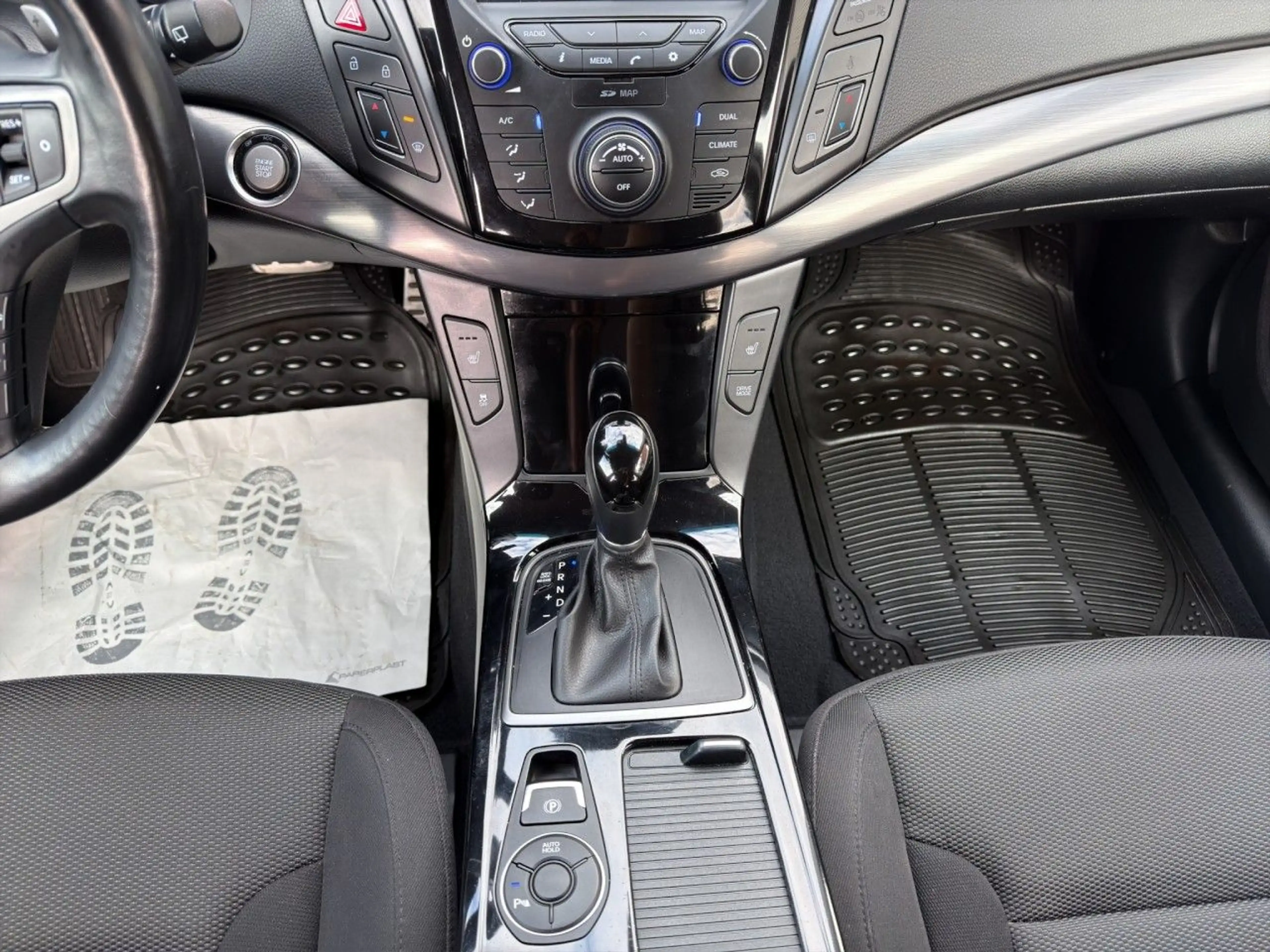 Hyundai i40 cw blue Style 1,7 D NAV SHZG AUT KAM PDC — photo 15