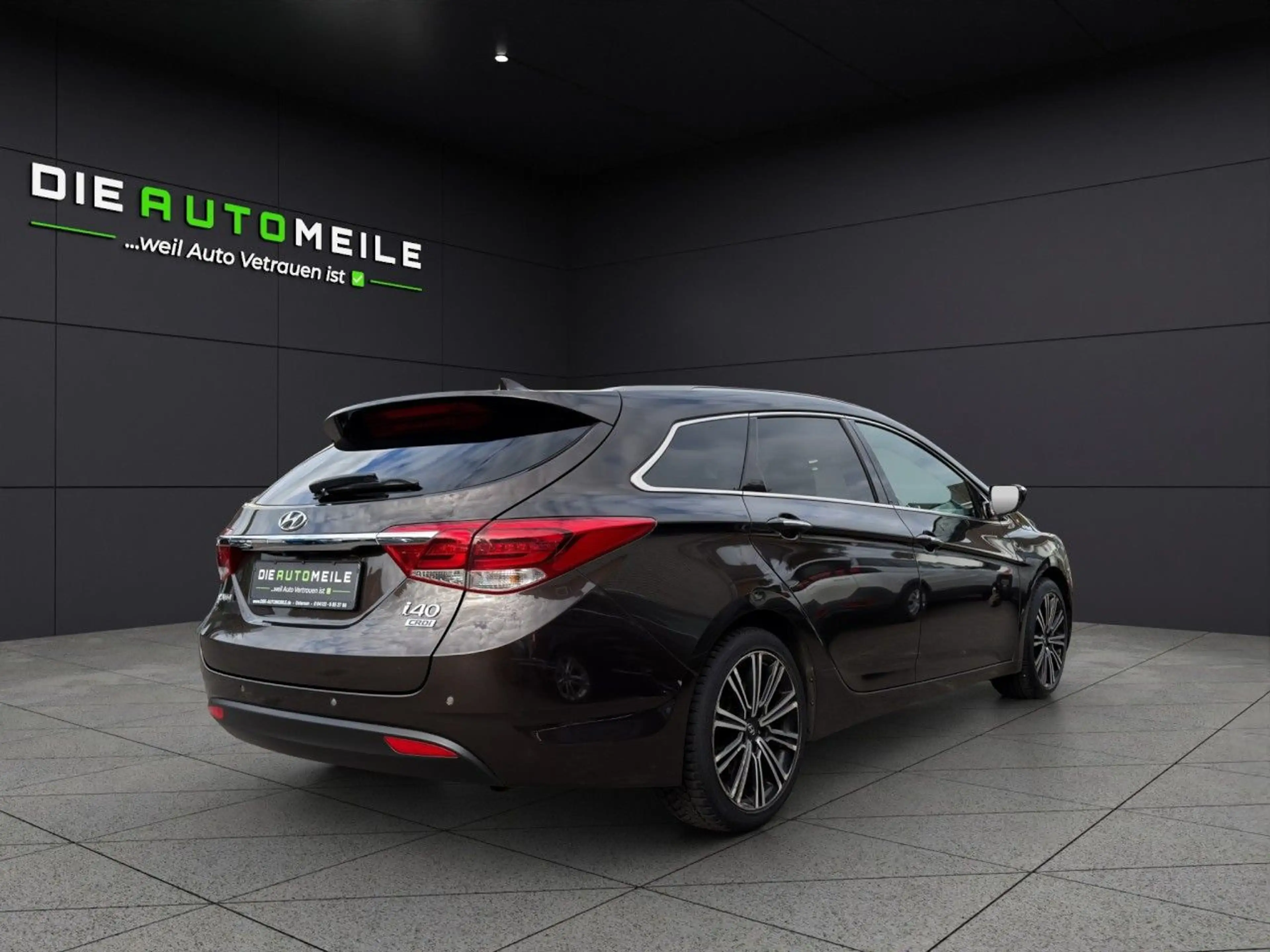 Hyundai i40 cw blue Style 1,7 D NAV SHZG AUT KAM PDC — photo 6