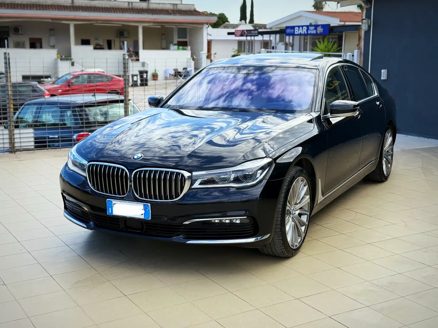 BMW 730 730d Luxury auto my18 Garanzia 12 Mesi - 2