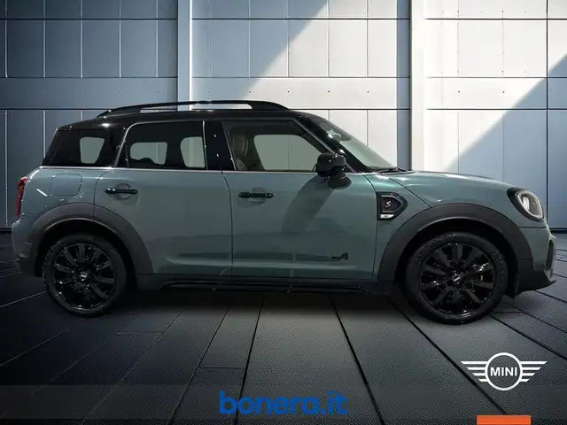 Mini Countryman view 5