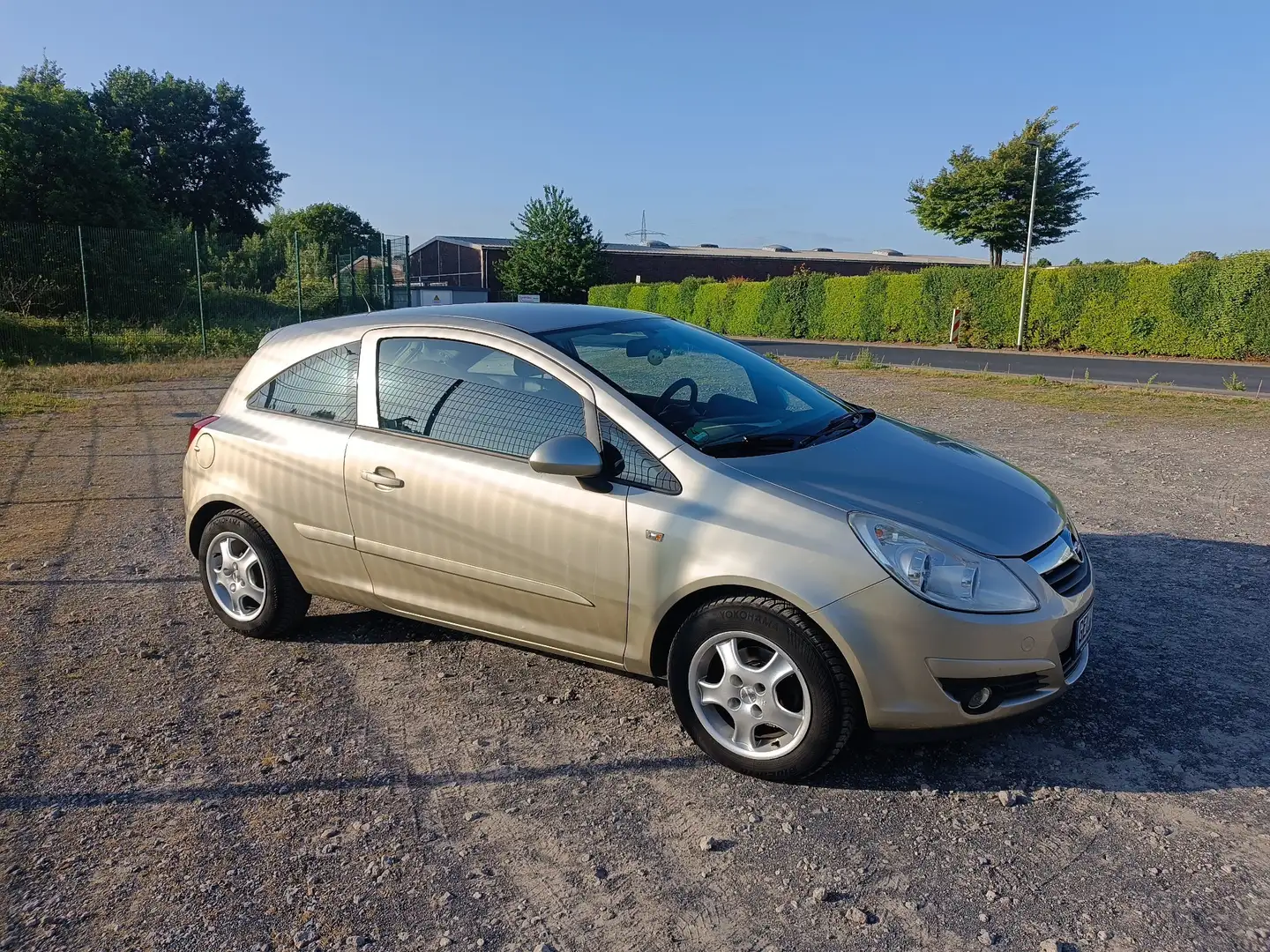 Opel Corsa Edition Beige - 1