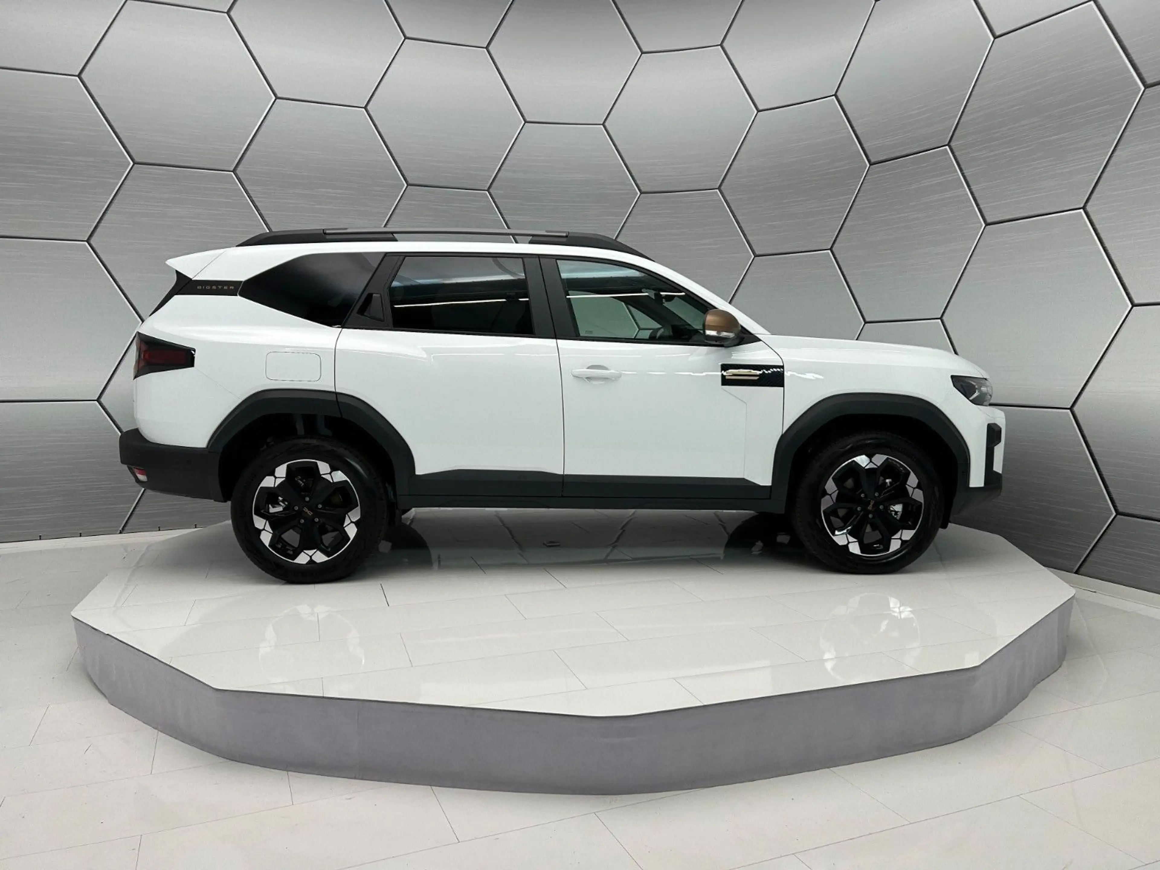 Dacia Bigster Extreme hybrid 155 Winter-Plus/City — photo 7