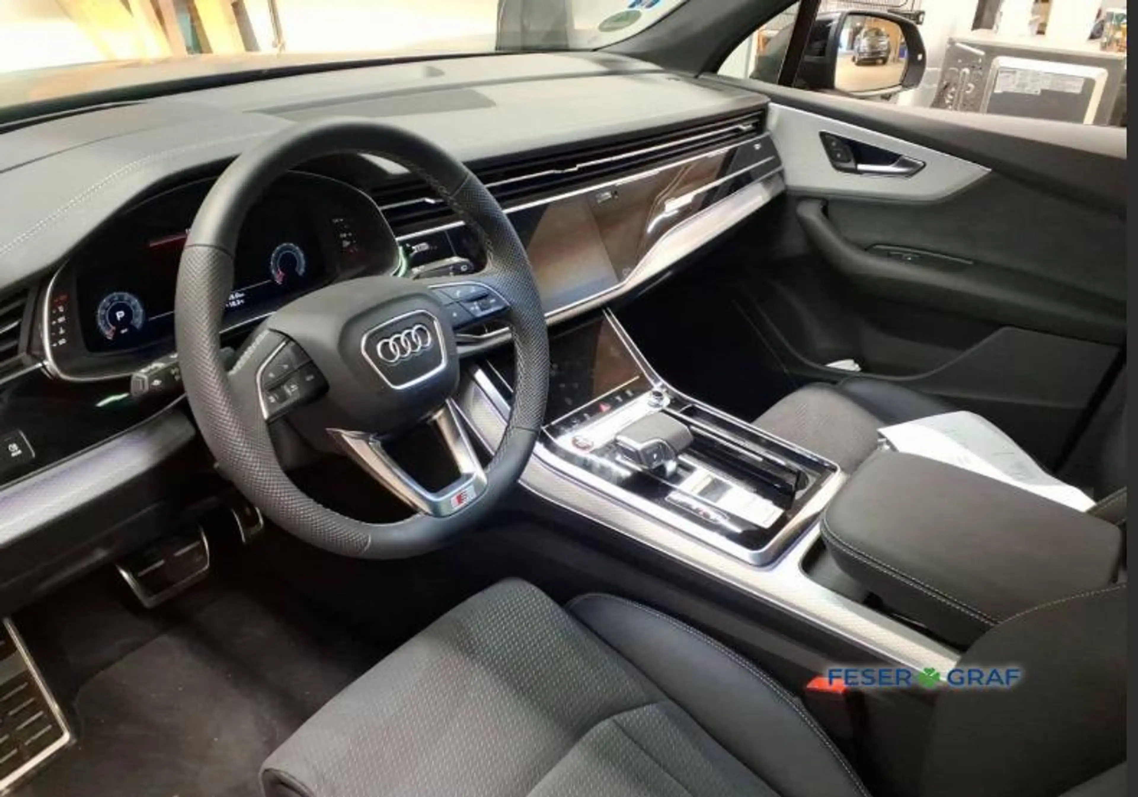 Audi SQ7 TFSI Matrix/HuD/Pano/AHK/7-Sitze/360 Kamera/ — photo 3