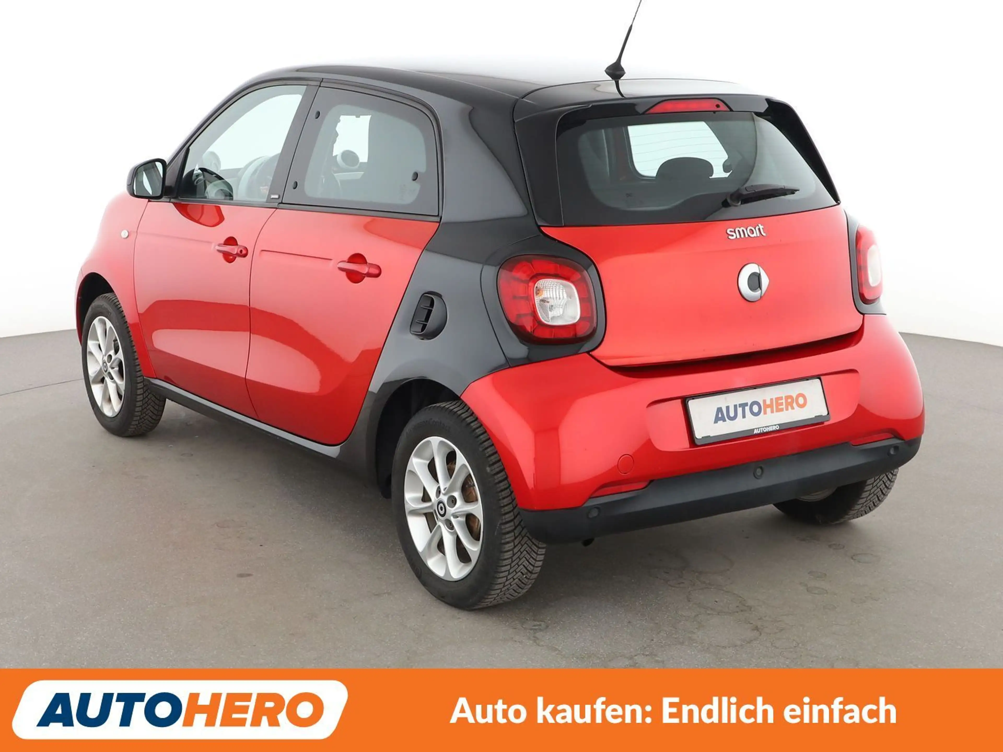 smart forFour 0.9 Turbo passion *NAVI*PDC*TEMPO*SHZ*ALU*KLIMA* — photo 4