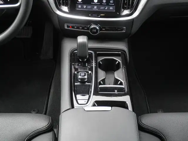 Volvo V60 view 14