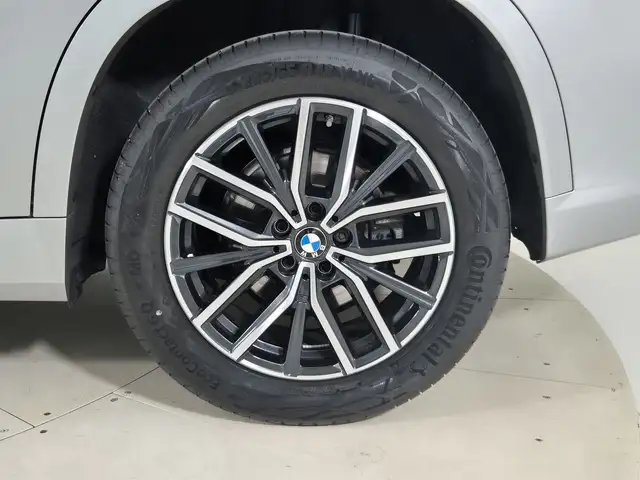 BMW X1 view 14