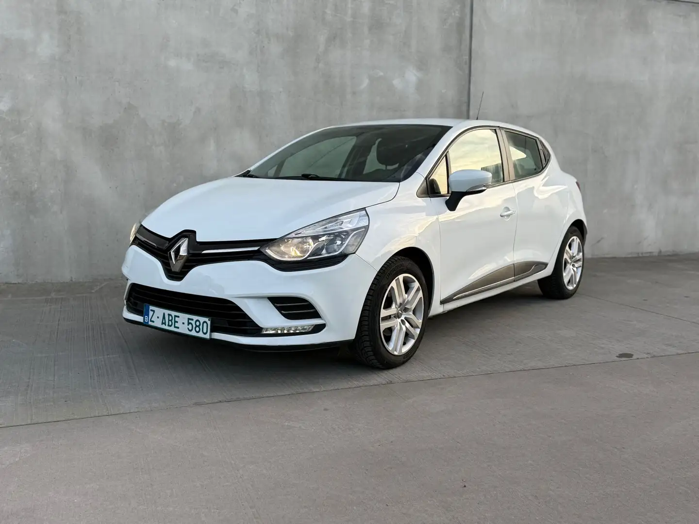 Renault Clio Clio 0.9 TCe / CarPlay / AIRCO / CC / PDC / NAVI Wit - 1