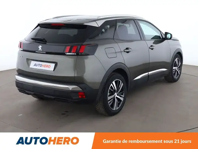 Peugeot 3008 view 6