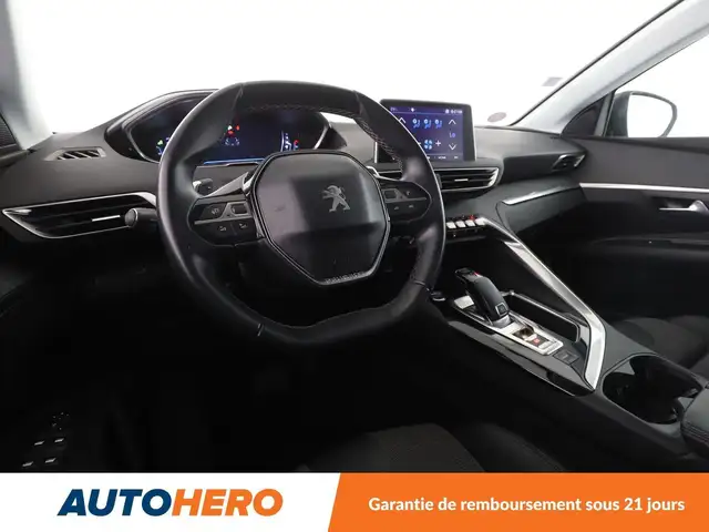 Peugeot 3008 view 11