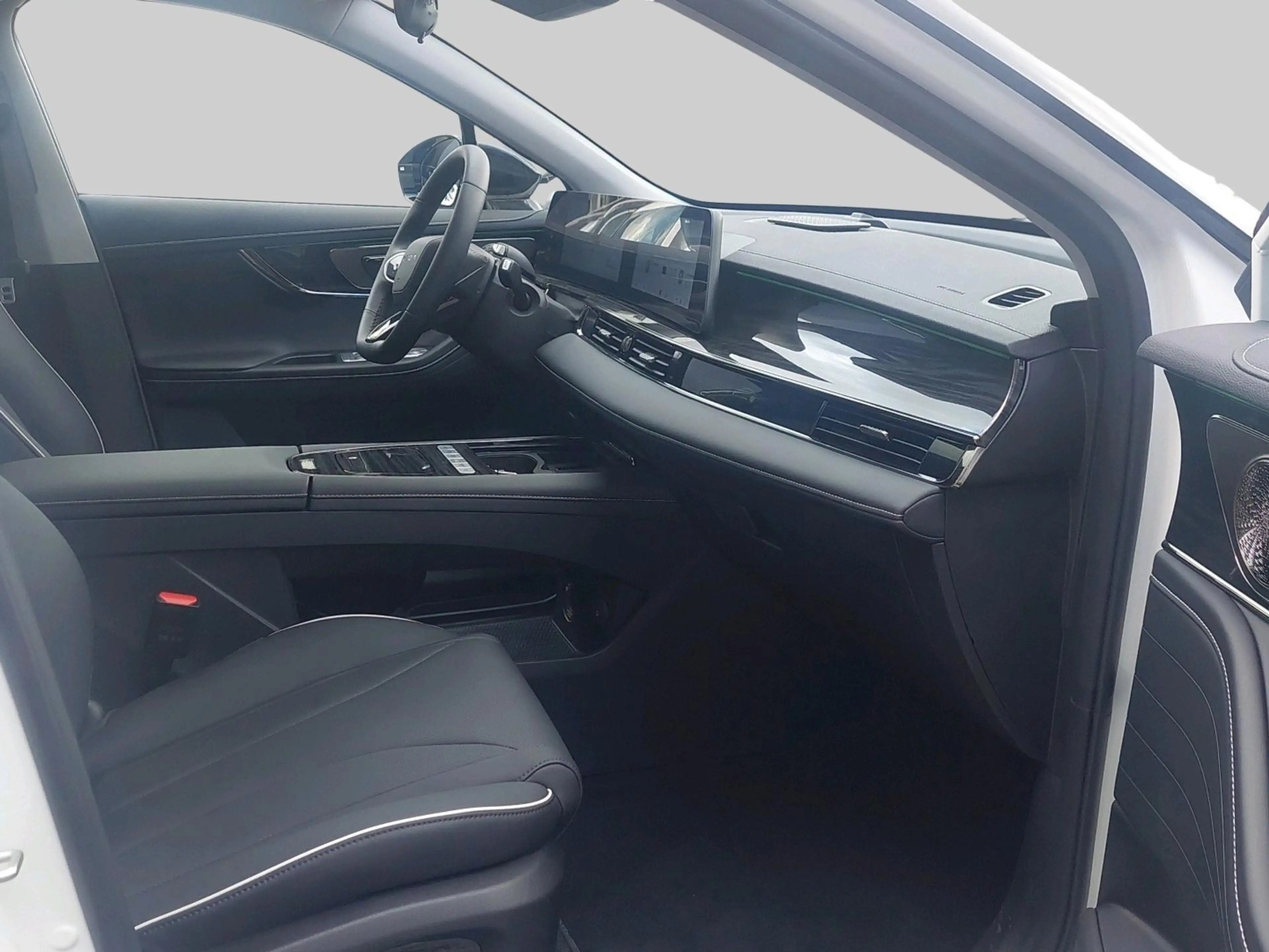 Omoda 5 Premium 61 kWh | Achterbank verwarmd | Achteropkom — photo 13