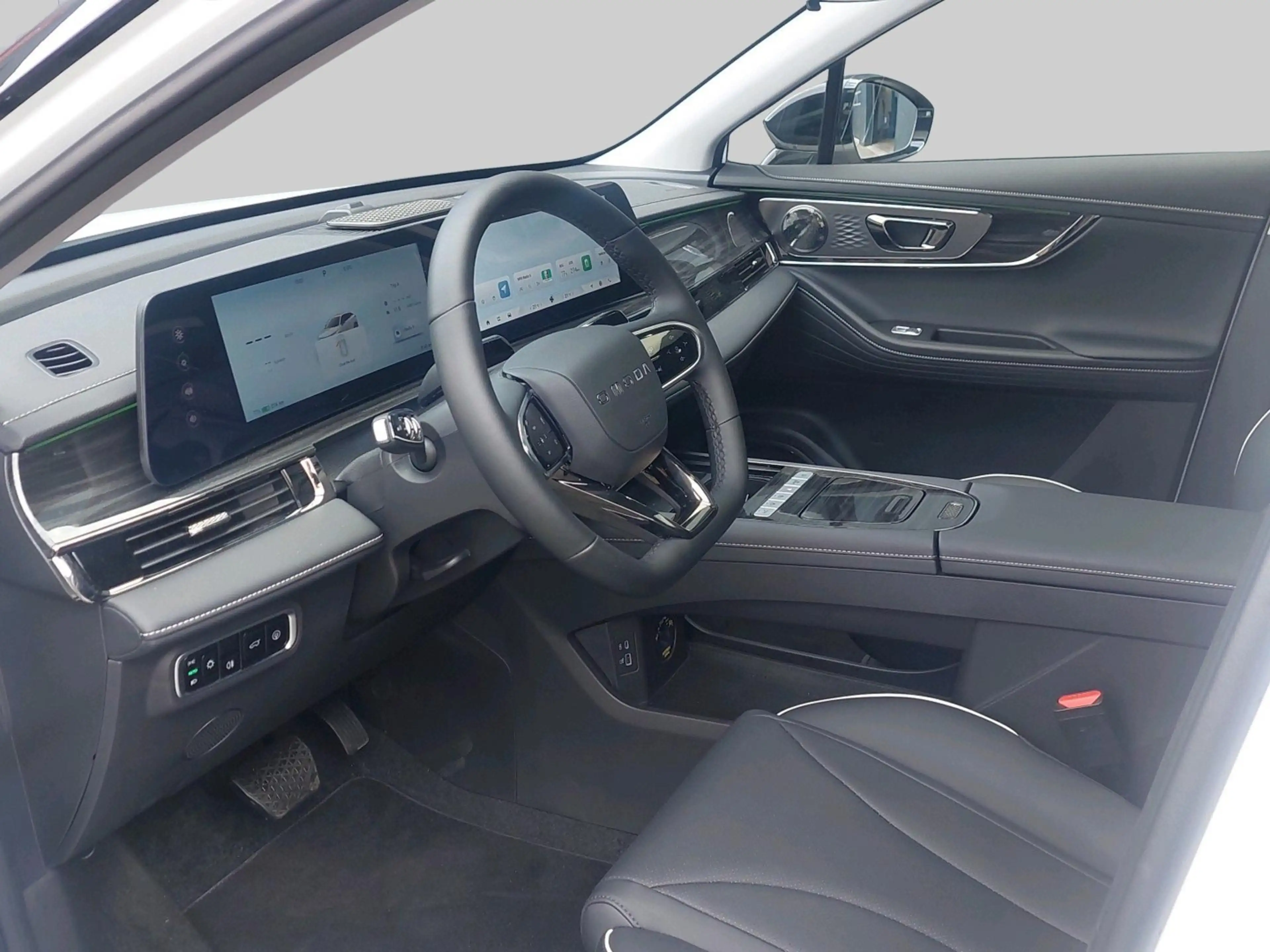 Omoda 5 Premium 61 kWh | Achterbank verwarmd | Achteropkom — photo 4