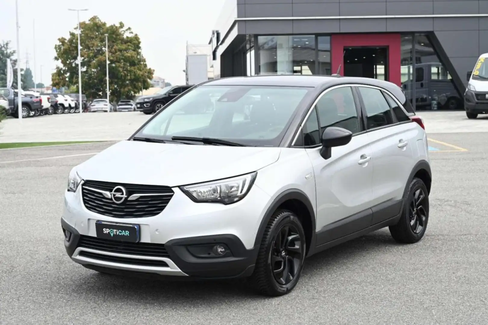 Opel Crossland X 1.2 Turbo 12V 130 CV Start&Stop Innovation Grijs - 1