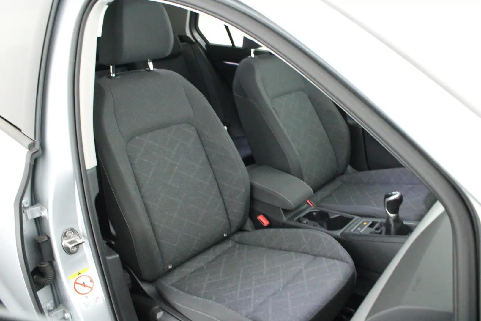 Volkswagen Golf 1.5 TSI Comfortline Trekhaak Panoramadak Navigatie Gris - 2