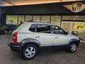 Hyundai TUCSON 2.0 CRDi 4WD GLS KLIMA/AHK/Kamera Gold - thumbnail 9