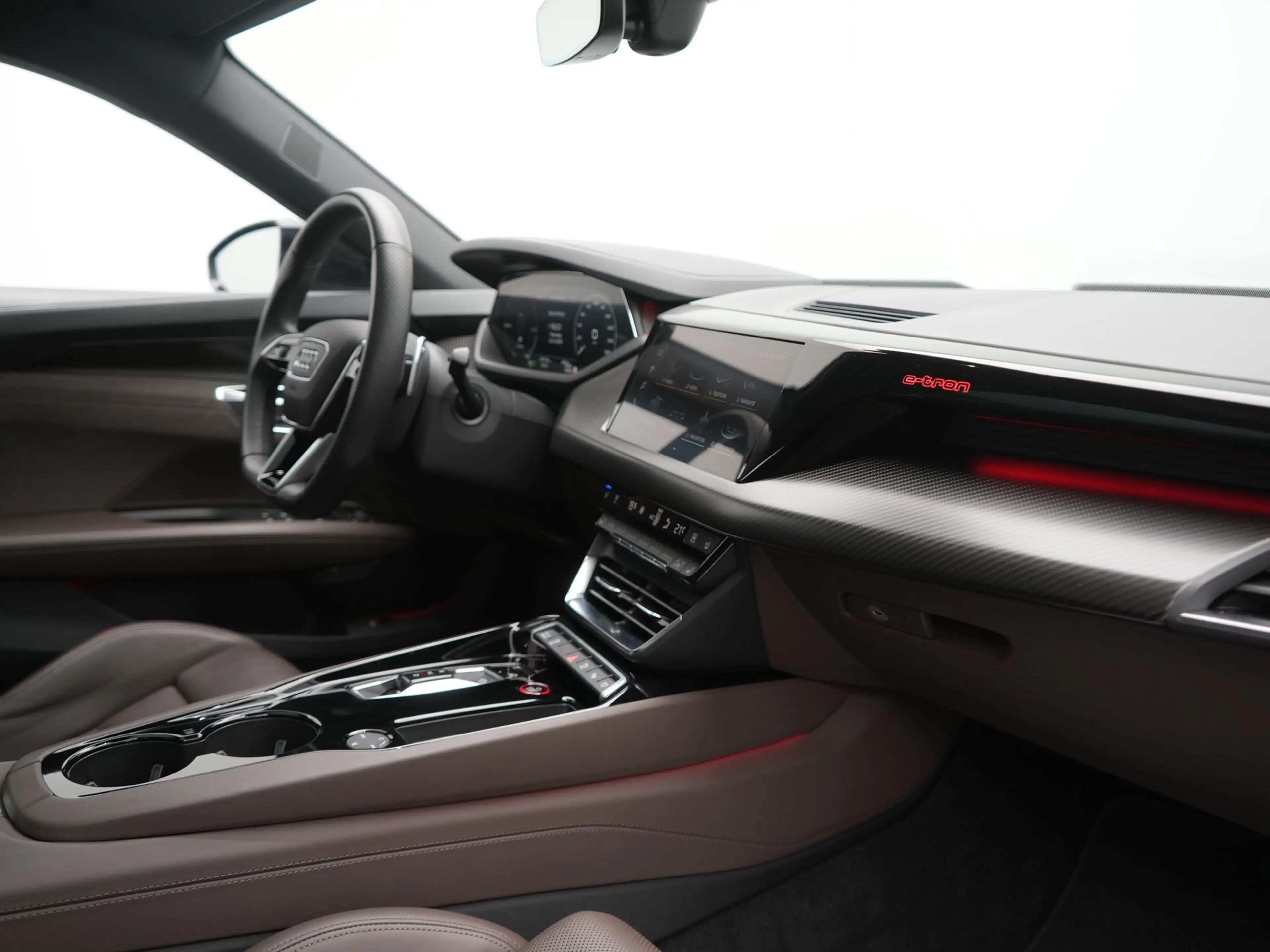 Audi e-tron GT 93 kWh 476pk Dealer O.H | Panodak | Head Up | Adap — photo 4