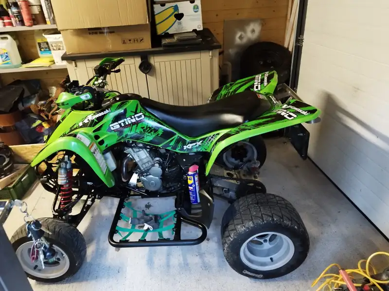 Kawasaki KFX 400 - foto 2