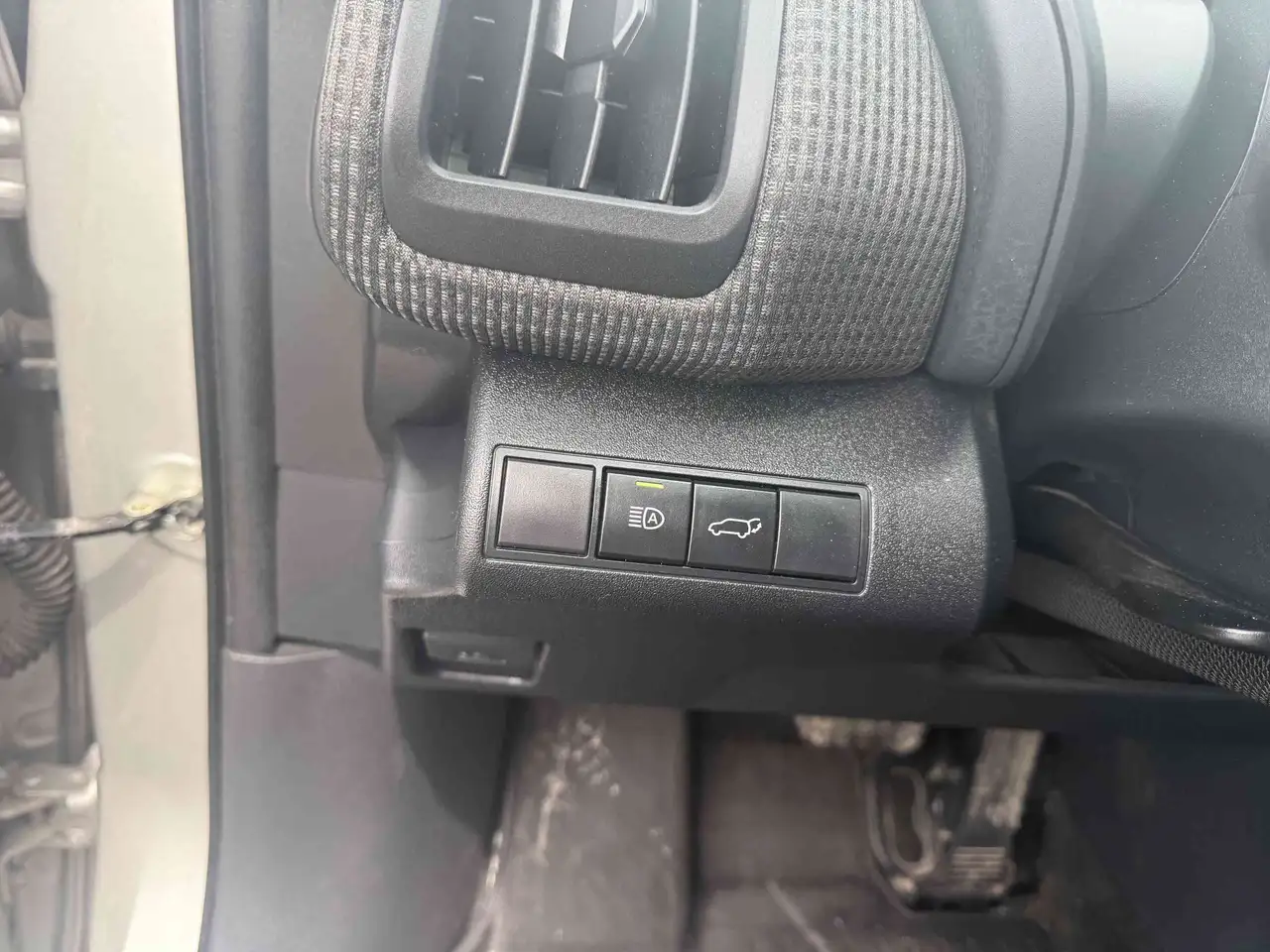 Toyota bZ4X снимка Toyota bZ4X
