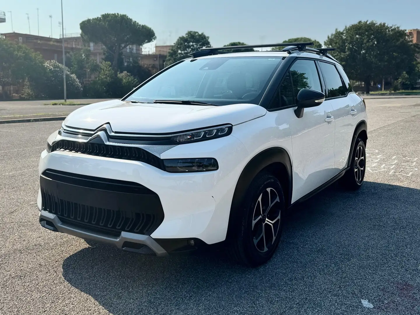 Citroen C3 Aircross 1.2 110CV Shine -NESSUN OBBLIGO DI FINANZIAMENTO- Wit - 1
