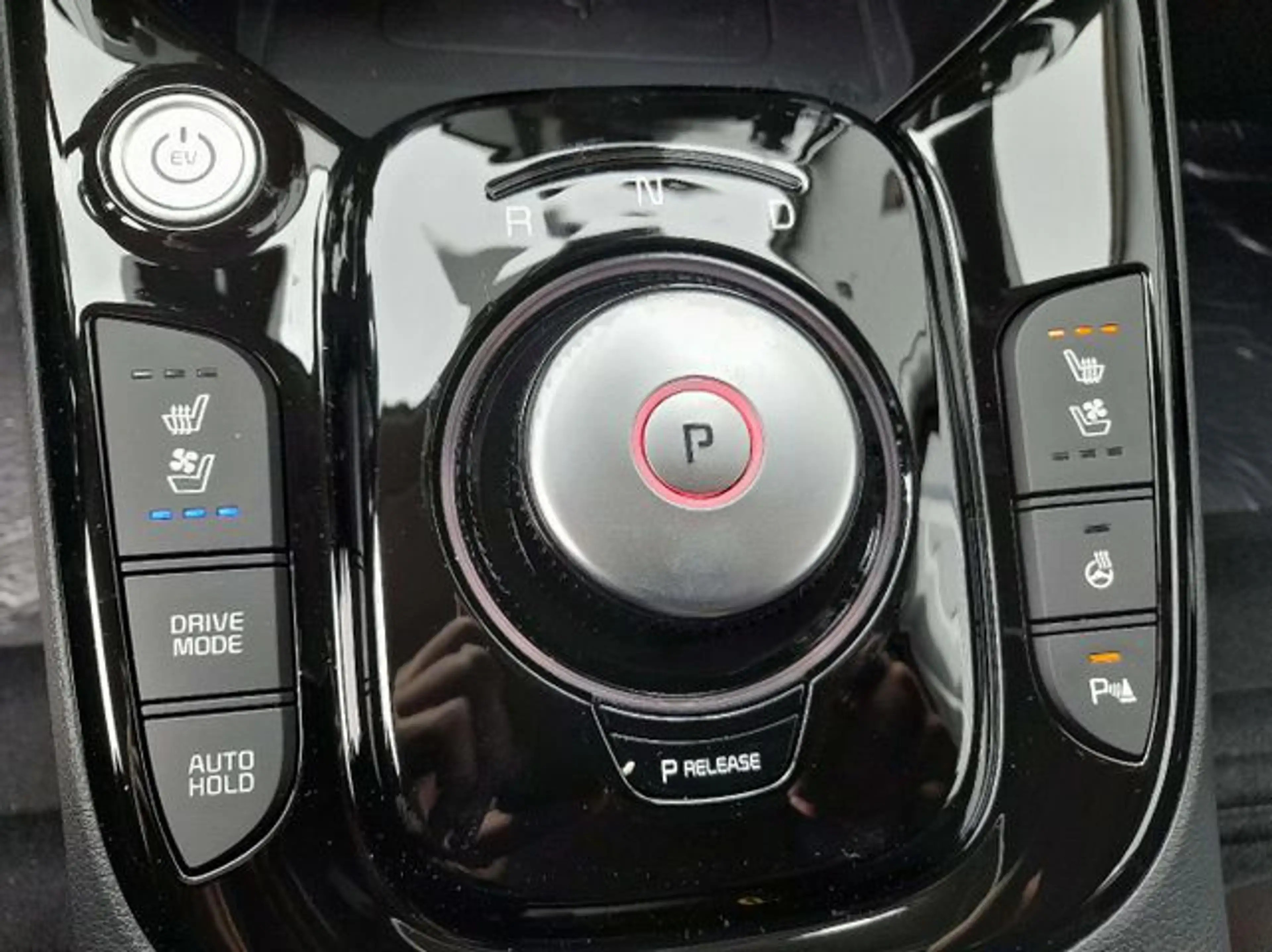Kia Soul E-Soul Inspiration 2023 Wärmepumpe Leder-Pa — photo 14