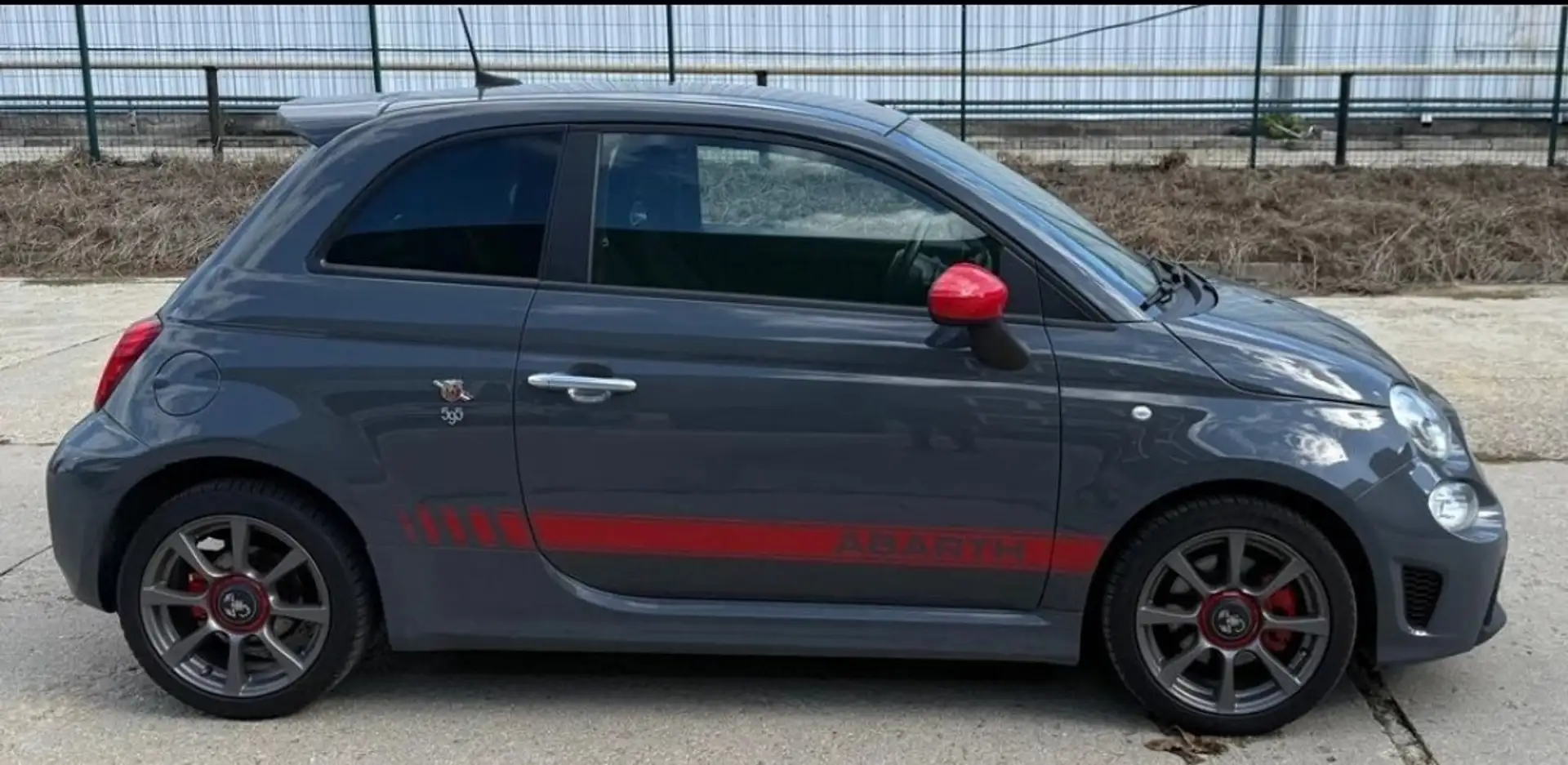 Abarth 500 1.4 16V T-Jet 135 ch - 2