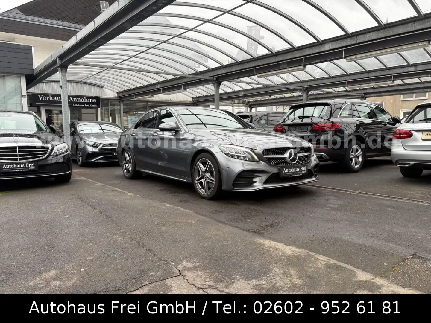 Mercedes-Benz C 200 d Limousine AMG EXT+INT*LED*NAVI*KAMERA*2H Grau - 2