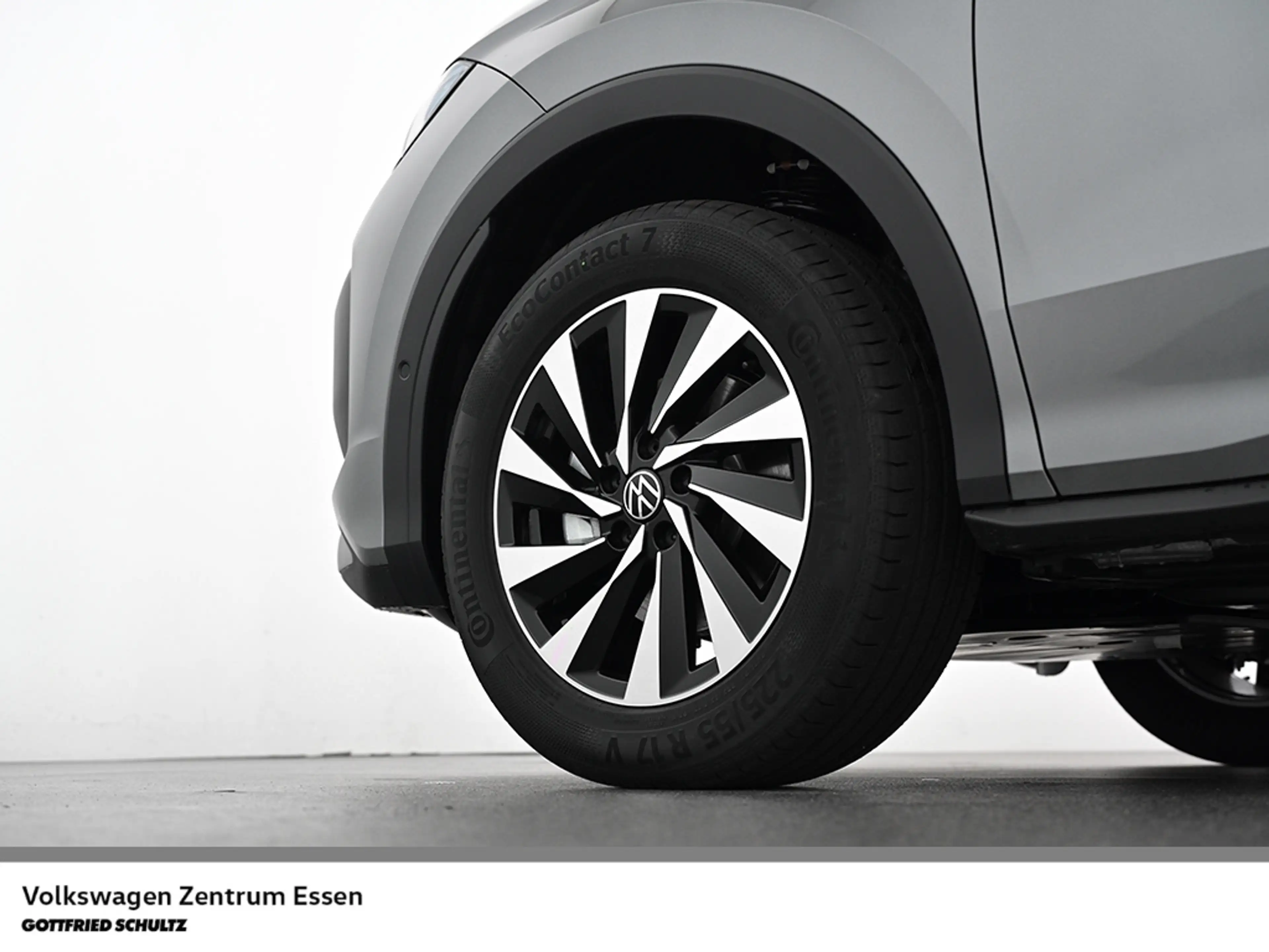 Volkswagen T-Roc Life 1.5 l eTSI DSG — photo 5