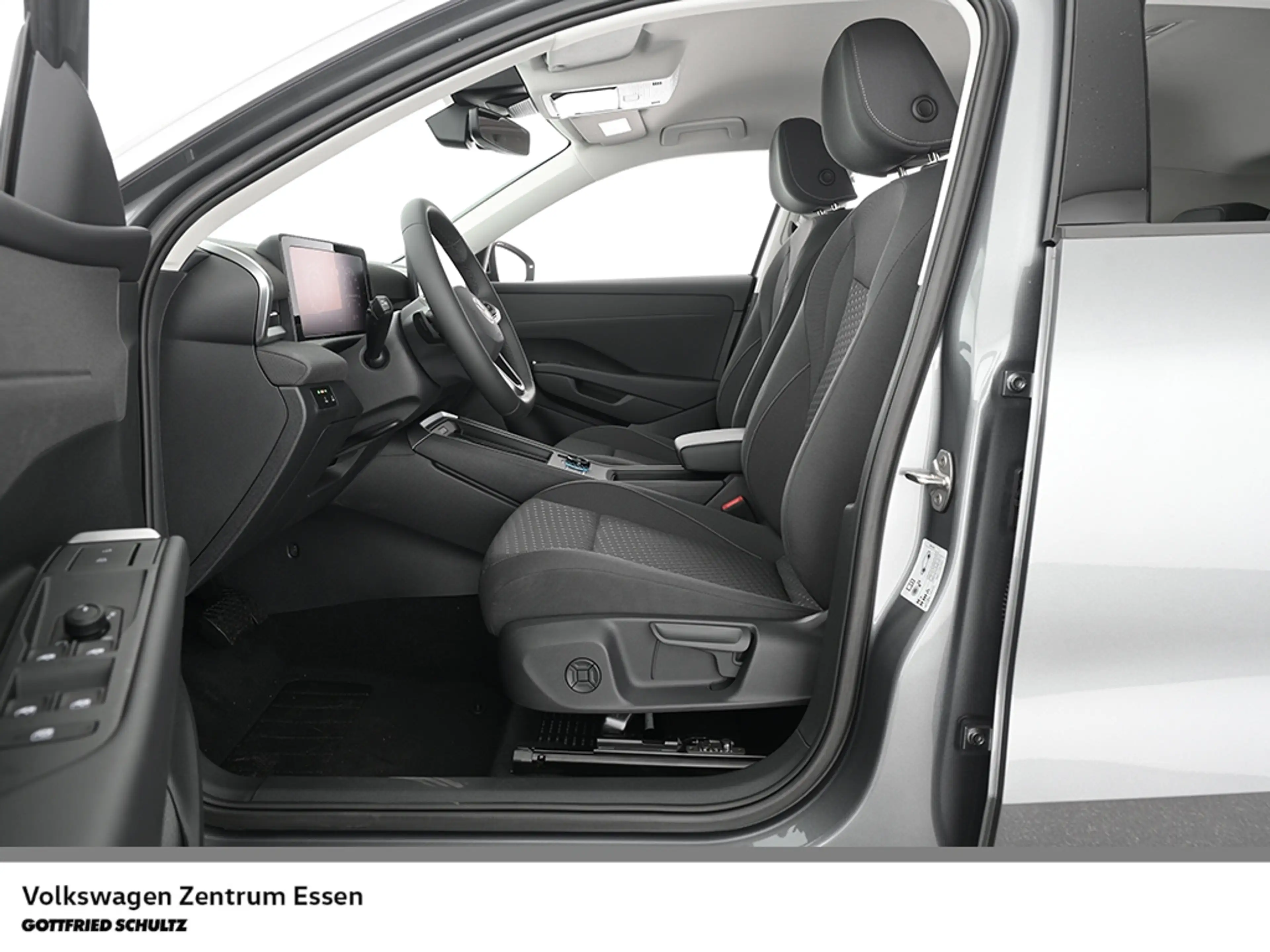 Volkswagen T-Roc Life 1.5 l eTSI DSG — photo 10