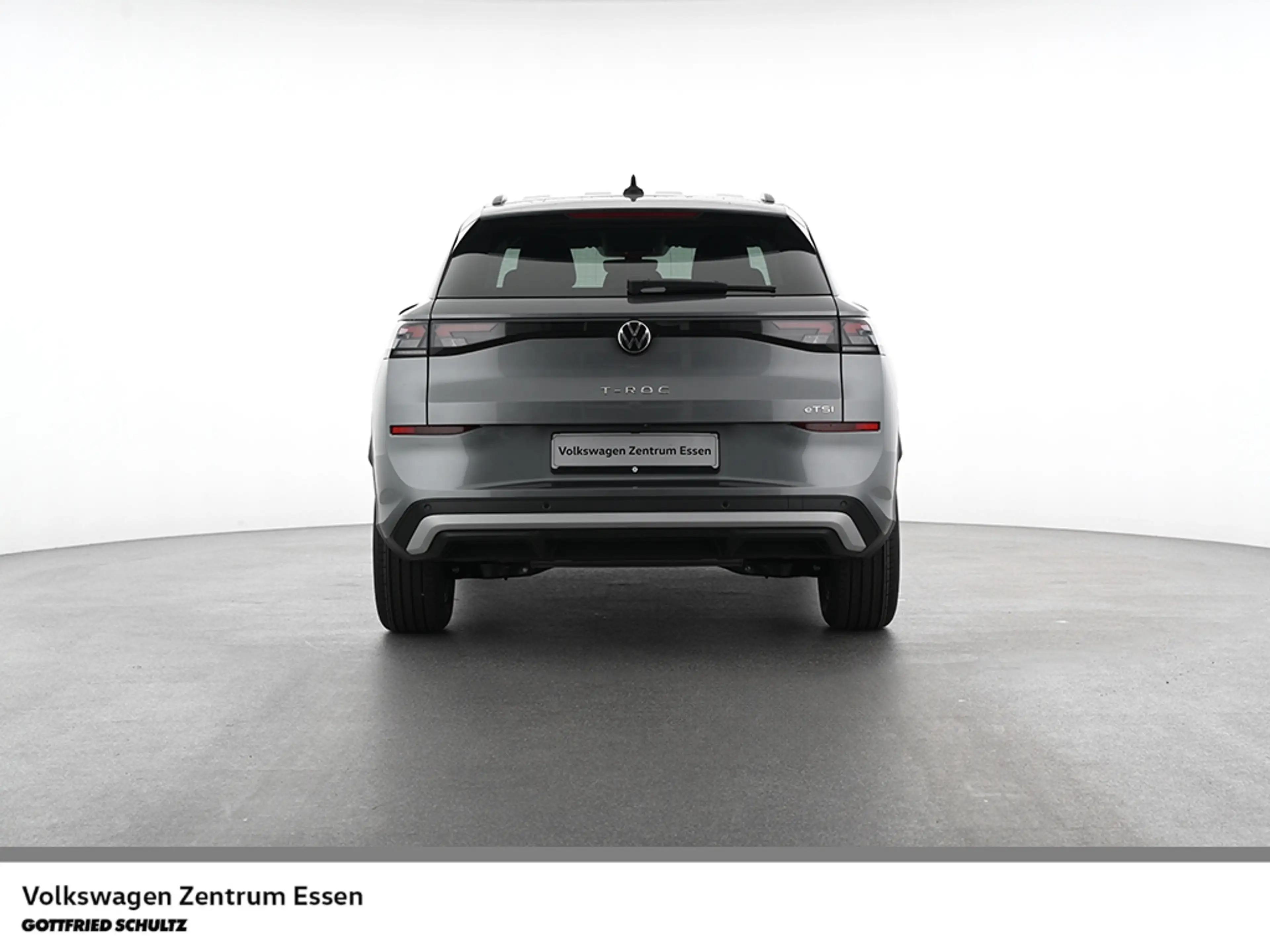 Volkswagen T-Roc Life 1.5 l eTSI DSG — photo 4