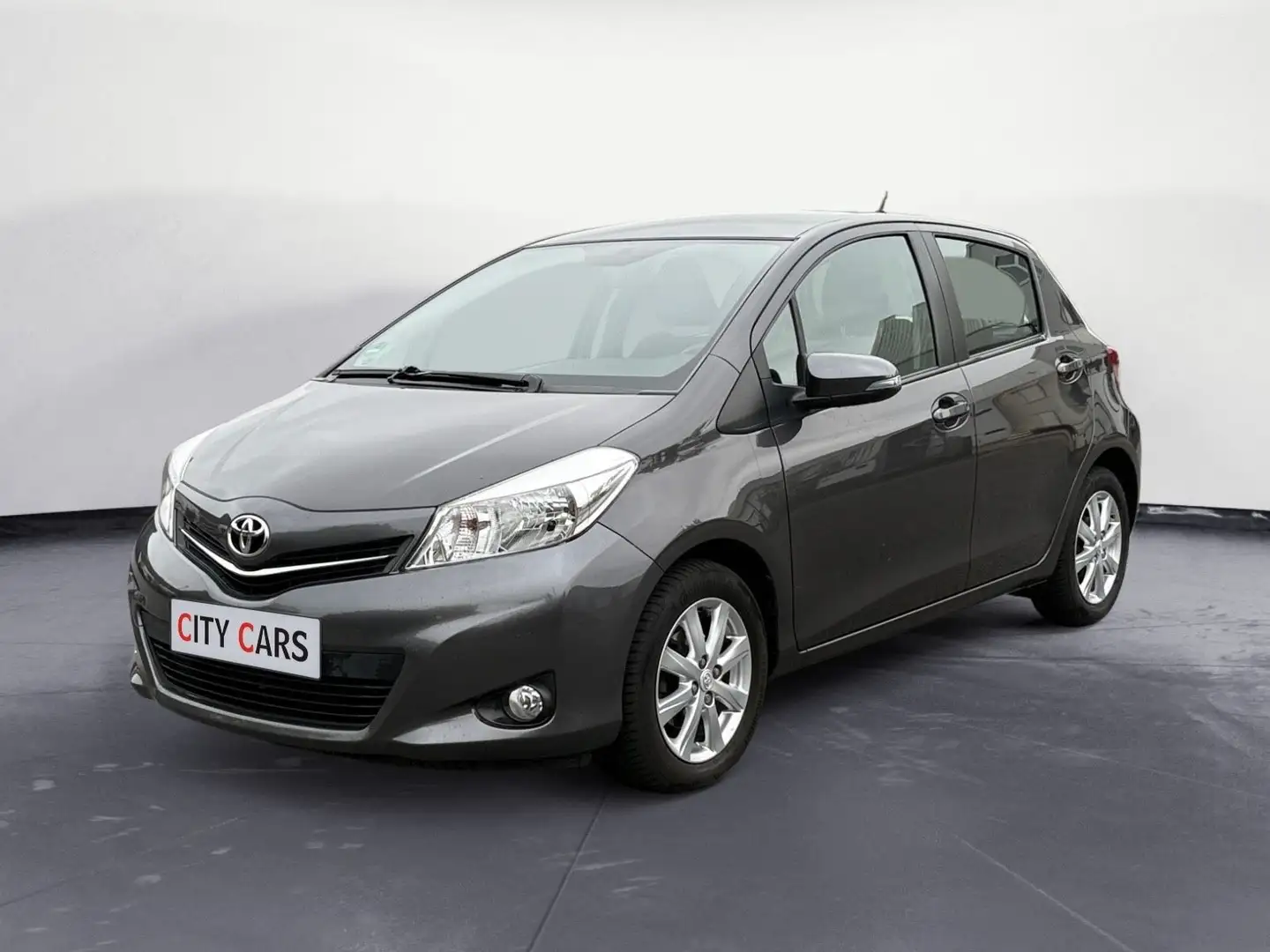 Toyota Yaris Cool 1.Hand Klima Gris - 1