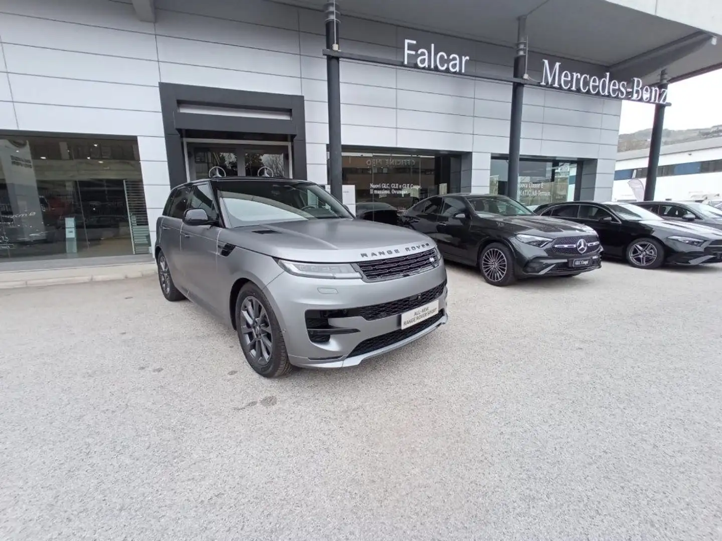 Land Rover Range Rover Sport 3.0D l6 300 CV Dynamic SE Grau - 1