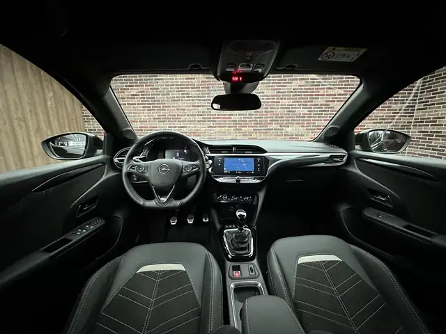 Opel Corsa view 9